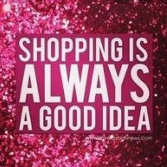 Meet your Posh Ambassador R Raye - Picture 5 of 7